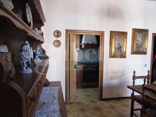 Villa in Vendita a Roccastrada, 345'000€, 400 m²