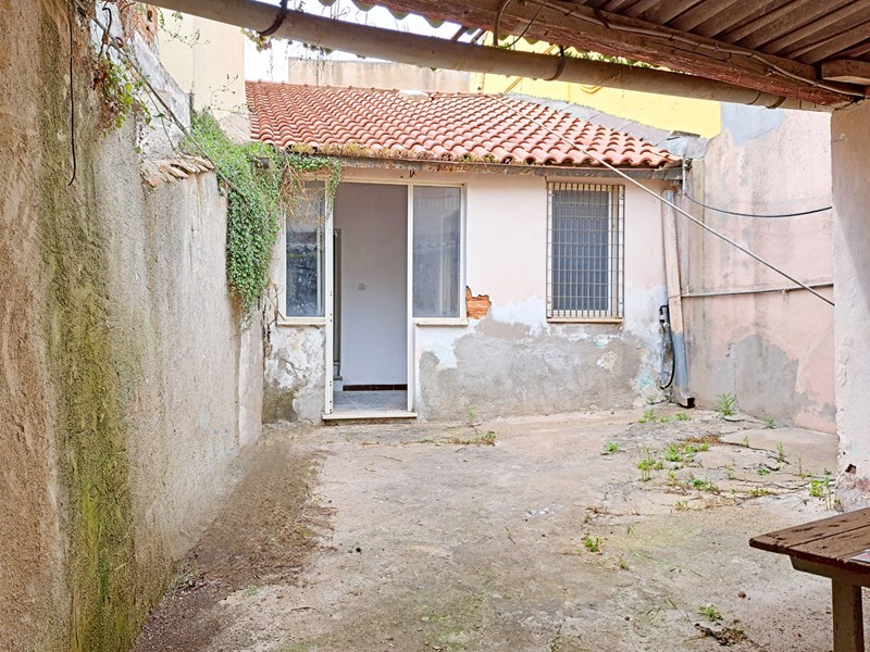 Casa Indipendente in Vendita a Sanluri, 50'000€, 99 m²