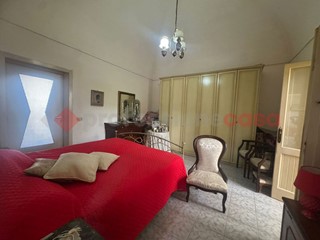 Quadrilocale in Vendita a Pulsano, 75'000€, 80 m²