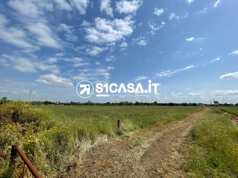 Terreno edificabile in Vendita a Galatone, 44'000€, 18400 m²