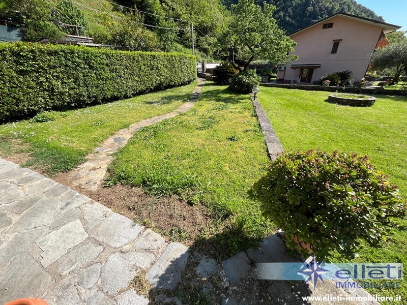 Casa Semi Indipendente in Vendita a Montignoso, zona Capanne, 560'000€, 160 m²
