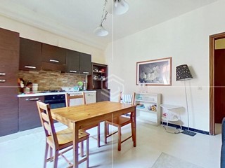 Appartamento in Vendita a Pisa, 299'000€, 155 m², arredato