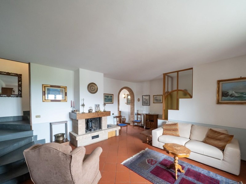 Villetta a schiera in Vendita a Peccioli, zona Fabbrica, 190'000€, 150 m², con Box