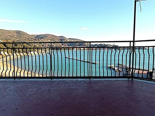 Quadrilocale in Vendita a Lerici, zona San Terenzo, 610'000&euro;, 90 m²