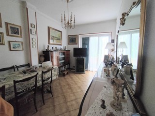 Casa Semi Indipendente in Vendita a Vezzano Ligure, zona Piani di Ponzano, 128'000€, 68 m², arredato, con Box