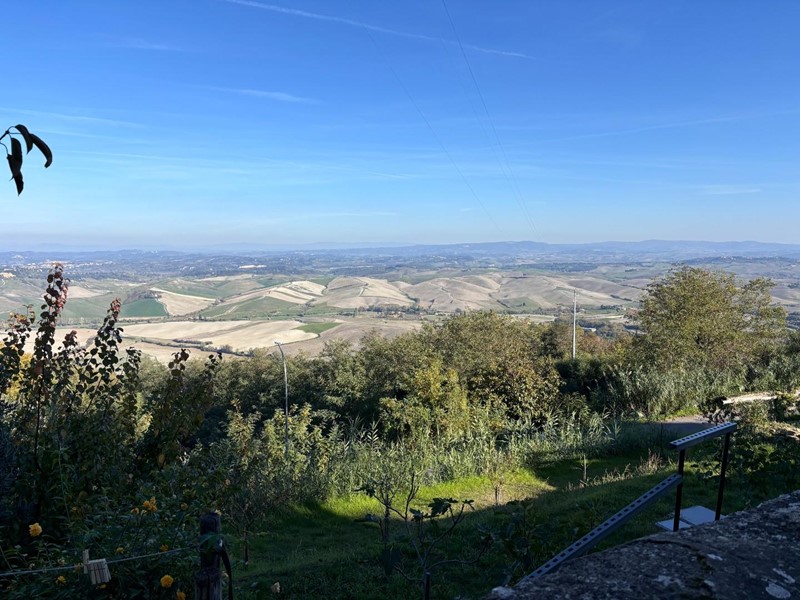 Appartamento in Vendita a Chianni, zona Rivalto, 150'000€, 233 m², arredato