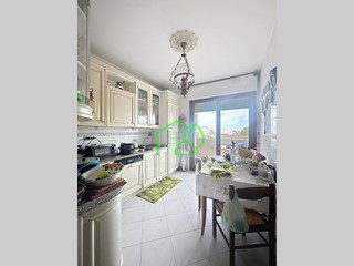 Attico in Vendita a Viareggio, 249'000€, 108 m², arredato, con Box