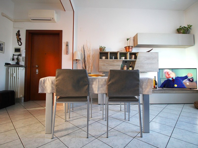 Trilocale in Vendita a Arconate, 89'000€, 90 m², arredato