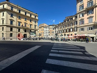 Attività commerciale in Vendita a Roma, 46'000€, 50 m²