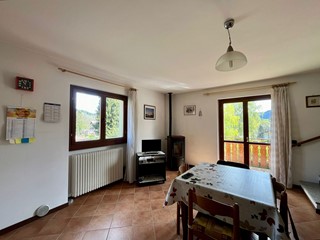 Quadrilocale in Vendita a Alta Valle Intelvi, 159'000€, 147 m²
