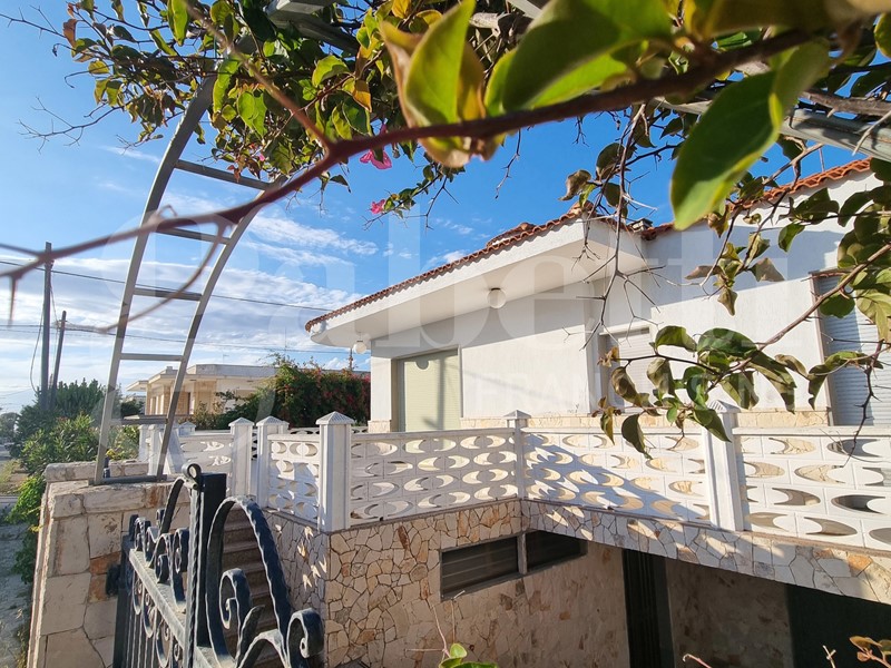 Casa Indipendente in Vendita a Racale, 295'000€, 320 m², arredato