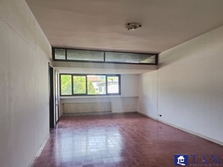 Quadrilocale in Vendita a Carrara, 125'000€, 100 m²