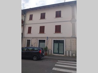 Appartamento in Vendita a Santa Croce sull'Arno, zona Staffoli, 150'000€, 197 m²