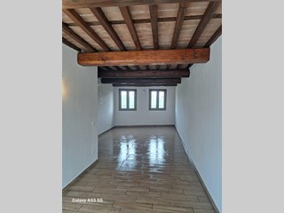 Casa Indipendente in Vendita a Capannori, zona Lammari, 90'000€, 60 m², con Box