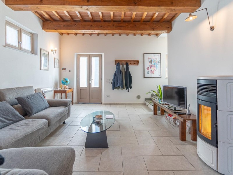 Casa Indipendente in Vendita a Cerreto Guidi, 289'000€, 117 m²