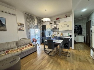 Trilocale in Vendita a Castelnuovo Magra, zona Molicciara, 137'000€, 75 m²