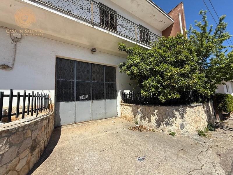 Appartamento in Vendita a Alessano, 128'000€, 360 m²