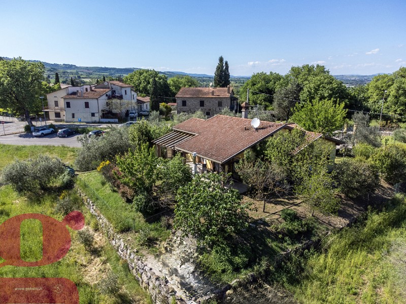 Casa Indipendente in Vendita a Fratta Todina, 395'000€, 250 m², arredato