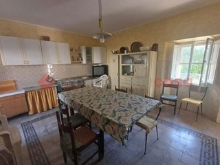 Casa Indipendente in Vendita a San Giovanni Incarico, 47'000€, 120 m², arredato