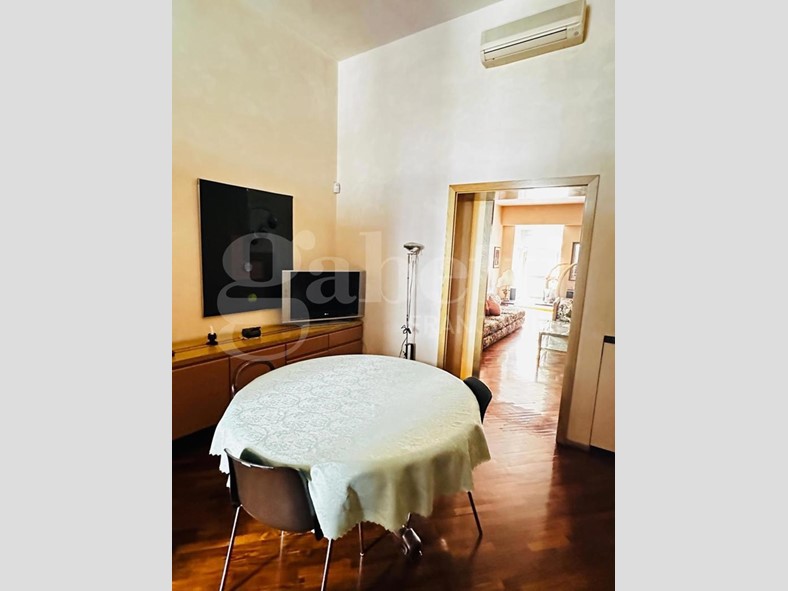 Trilocale in Vendita a Roma, 1'300'000€, 162 m²