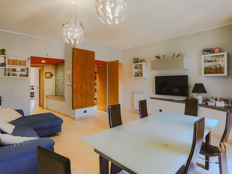 Quadrilocale in Vendita a Roma, 239'000€, 136 m², arredato