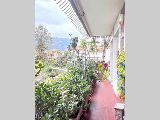 Trilocale in Vendita a Massa, 300'000&euro;, 107 m², con Box