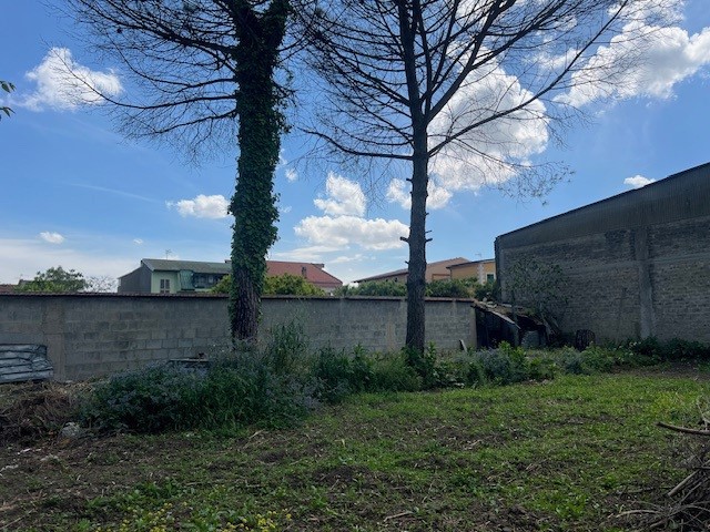 Terreno edificabile in Vendita a Capua, 140'000€, 1892 m²