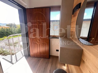 Villa bifamiliare in Vendita a Castel di Sangro, 290'000€, 60 m², arredato