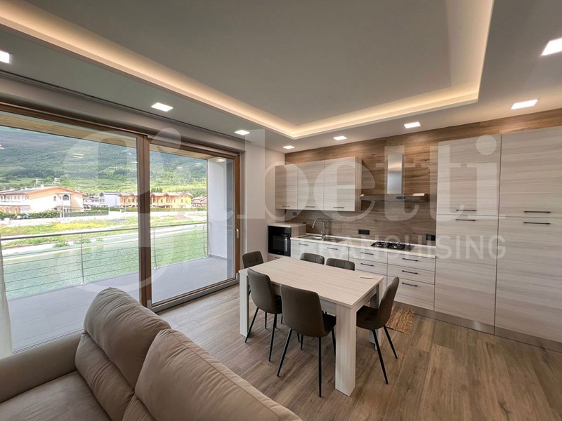 Villa bifamiliare in Vendita a Castel di Sangro, 290'000€, 60 m², arredato