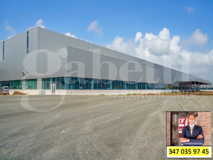 Capannone in Vendita a Quarto d'Altino, 6000 m²