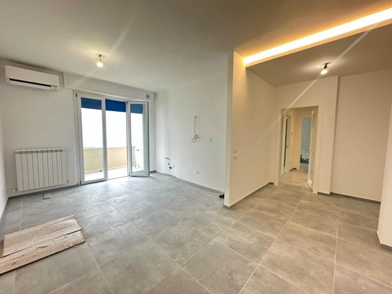 Quadrilocale in Vendita a Follonica, 298'000€, 82 m², con Box