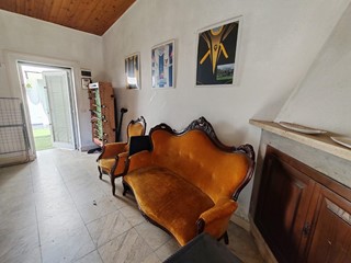 Ufficio in Vendita a Massa, 50'000€, 24 m²