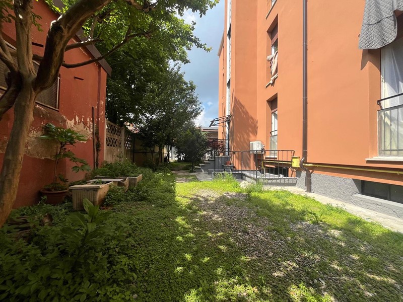 Trilocale in Vendita a Abbiategrasso, 132'000€, 88 m²