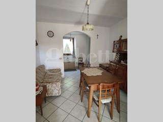 Casa Indipendente in Vendita a Graglia, 100'000€, 380 m²