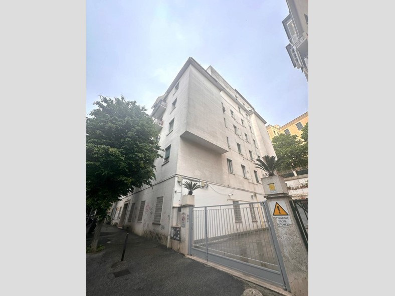 Appartamento in Vendita a Roma, 340'000€, 111 m²