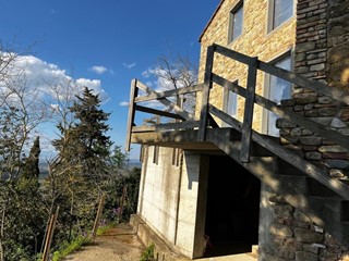 Casale in Vendita a Montespertoli, 295'000€, 200 m²