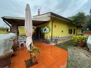 Casa Indipendente in Vendita a Montecatini Terme, zona Vico, 130'000€, 57 m², arredato