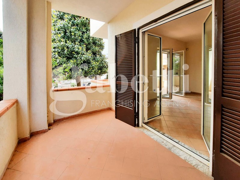 Villa in Vendita a Giugliano in Campania, 340'000€, 250 m²