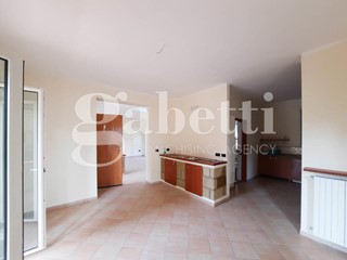 Villa in Vendita a Giugliano in Campania, 340'000€, 250 m²