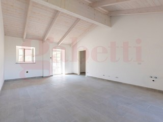 Bilocale in Vendita a Gassino Torinese, 125'000€, 73 m²
