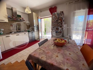 Trilocale in Vendita a Formia, 175'000€, 73 m², arredato