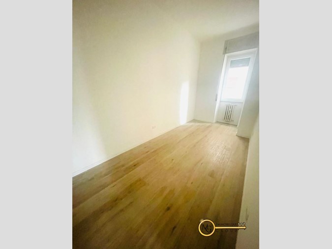 Trilocale in Vendita a Melzo, 180'000€, 75 m²