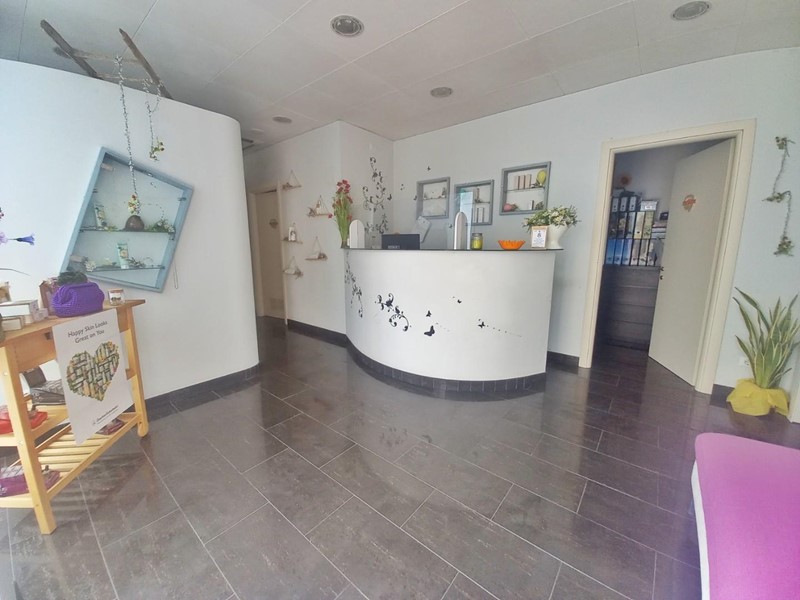 Attività commerciale in Vendita a Fucecchio, 77'000€, 100 m²