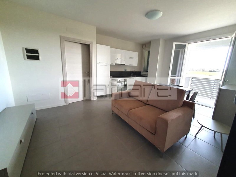 Bilocale in Affitto a Pontedera, zona La Borra, 800€, 56 m², arredato