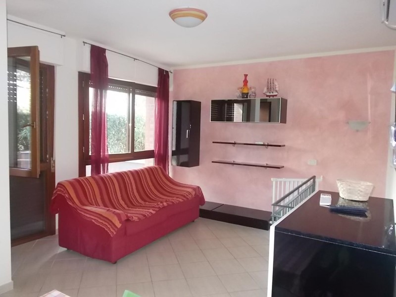 Trilocale in Vendita a Pisa, zona Tirrenia, 299'000€, 85 m², arredato