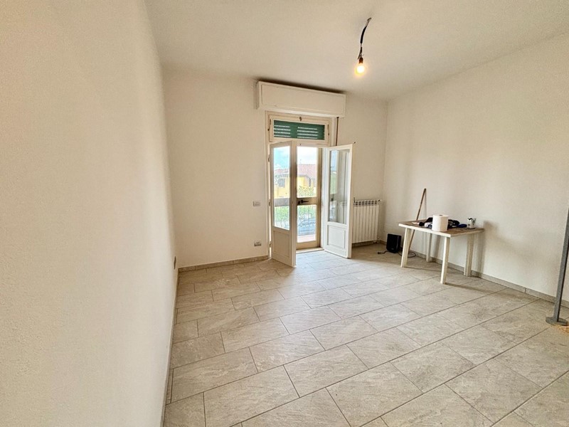 Quadrilocale in Vendita a Castelfranco di Sotto, 140'000€, 78 m², con Box