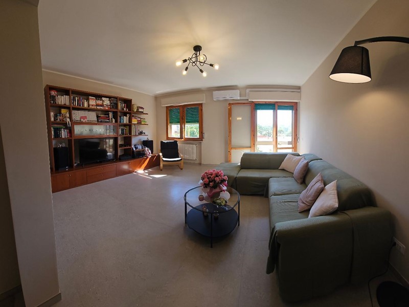 Appartamento in Vendita a Fauglia, 175'000€, 122 m², con Box