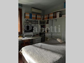 Villa in Vendita a Bologna, 750'000€, 224 m²