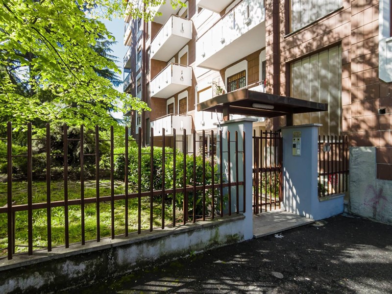 Quadrilocale in Vendita a Torino, 185'000€, 117 m², con Box