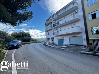 Quadrilocale in Vendita a Librizzi, 60'000€, 110 m²